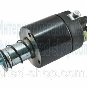 Втягивающее реле стартера Втягивающее реле стартера